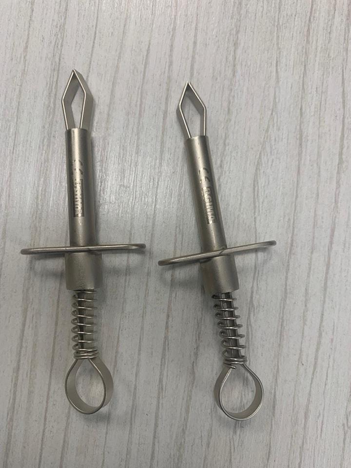 Avertismentul pediatrului Mihai Craiu. Ce greșeli fac părinții când îndepărtează căpușele  18958588