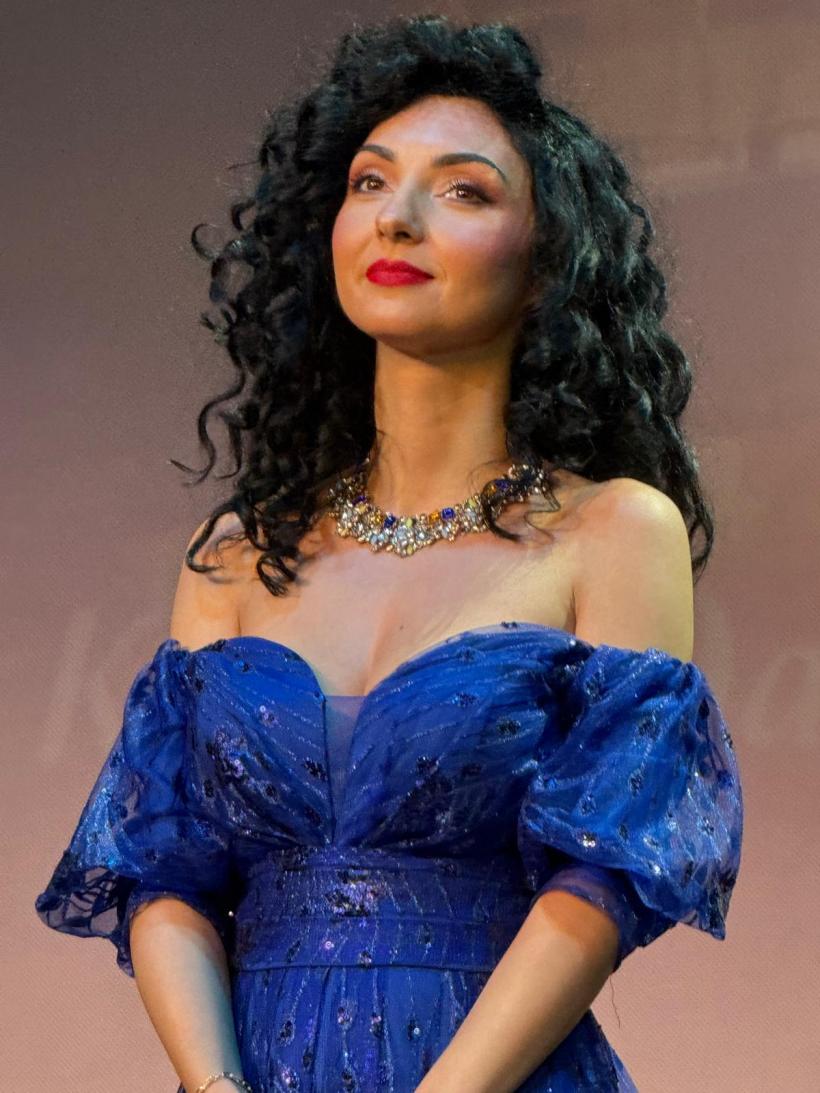 Soprana Oana Maria Şerban – apariţie unică în „Frumosul indiferent” şi „Vocea umană”  la Teatrul Naţional de Operetă şi Musical „Ion Dacian” 18958614