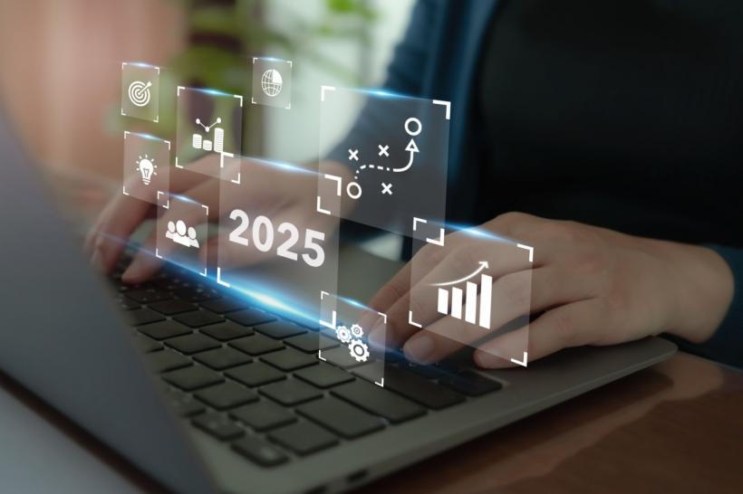 Care sunt TOP CINCI cele mai bune agenții de publicitate online din România în iunie 2025?