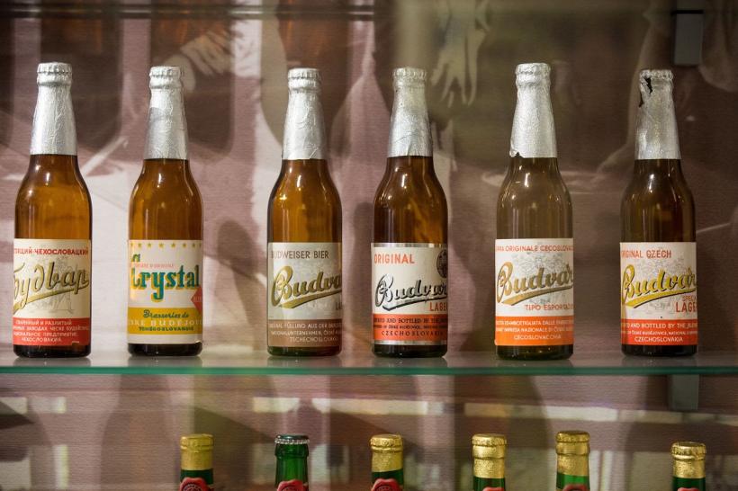 Alcoolul ar trebui să aibă etichete care avertizează asupra riscului de cancer