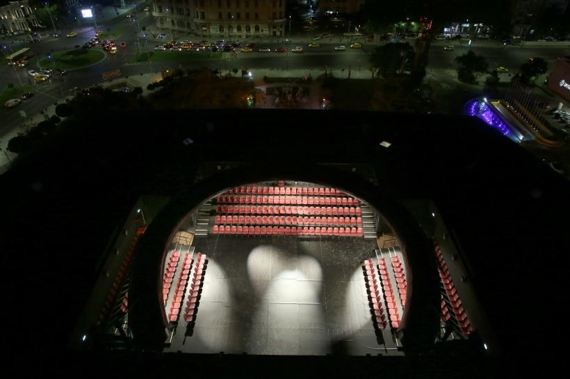 Se deschide Amfiteatrul în aer liber, sus, pe Teatrul Național din București 18959456