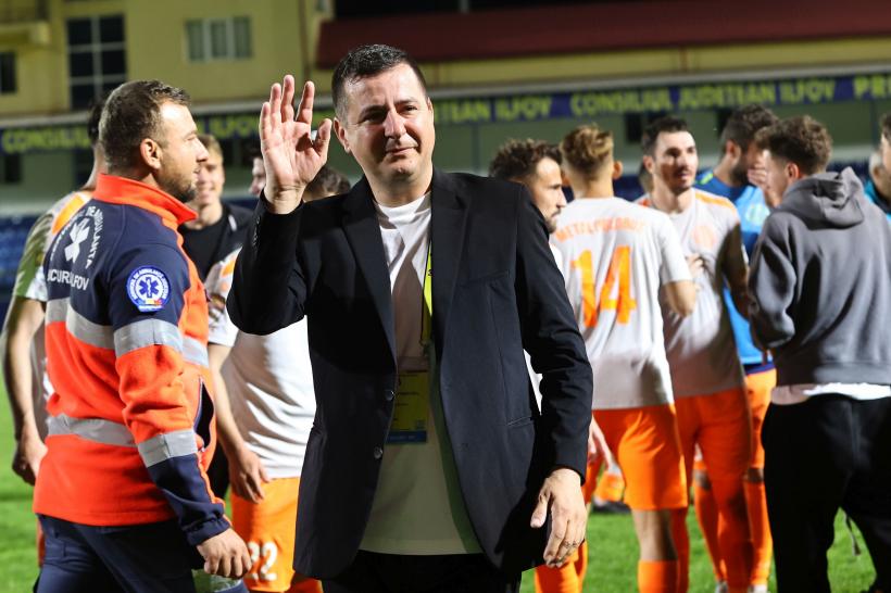 Fotbal pe caniculă 18960159