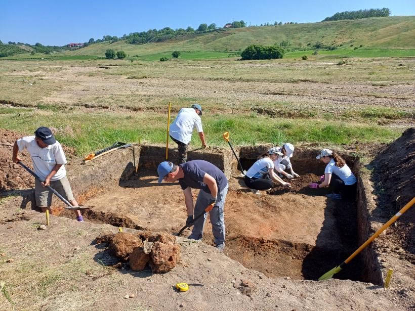 7.000 de ani sub pământ: Povestea tăcută a unui sat din Vrancea 18960944
