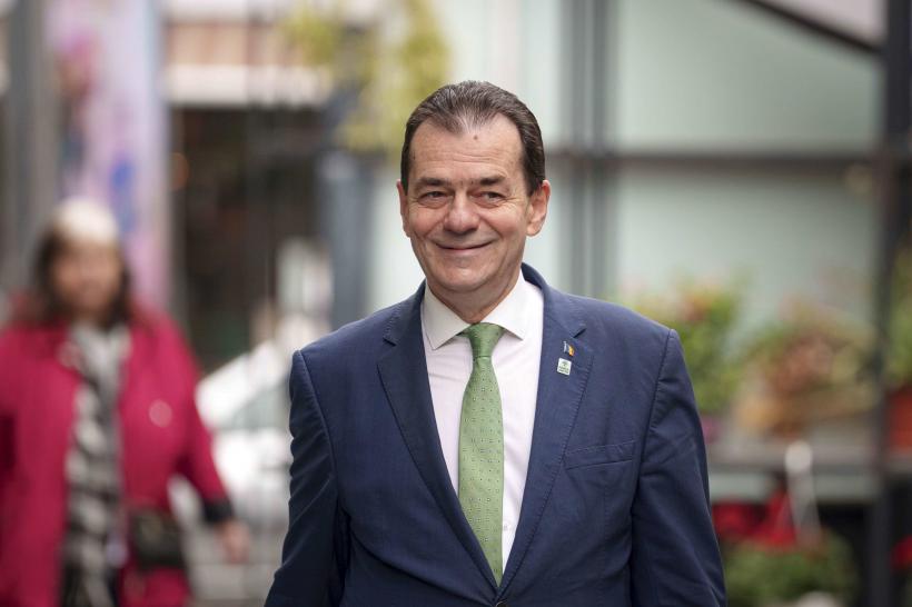 După ce Iohannis a umplut PNL cu băsiști, Bolojan vrea să umple partidul cu progresiști și dezertori 18960913