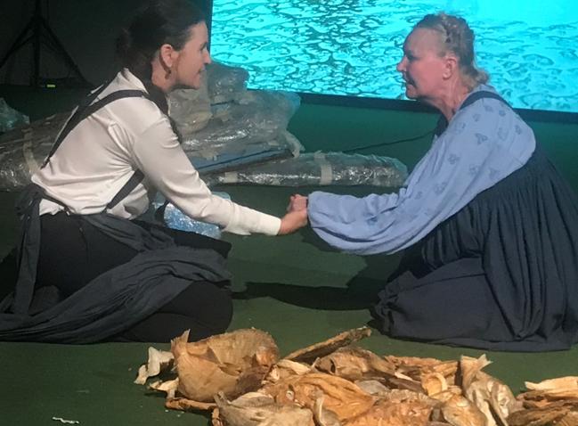 Proiectul Cultural „LOTCA” la TNB – expoziție – spectacol – experiment 18960947