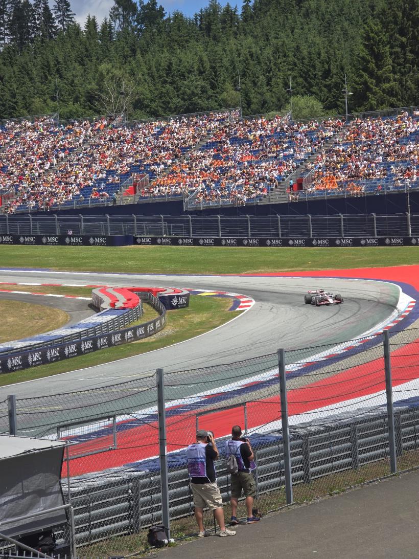 Amintiri de aur dintr-o cursă ratată. Ce nu s-a văzut la TV la Formula 1 de la Spielberg 18960829