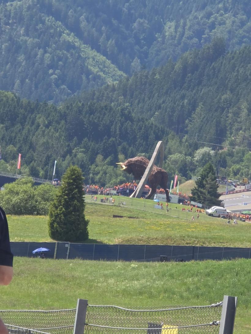 Amintiri de aur dintr-o cursă ratată. Ce nu s-a văzut la TV la Formula 1 de la Spielberg 18960831