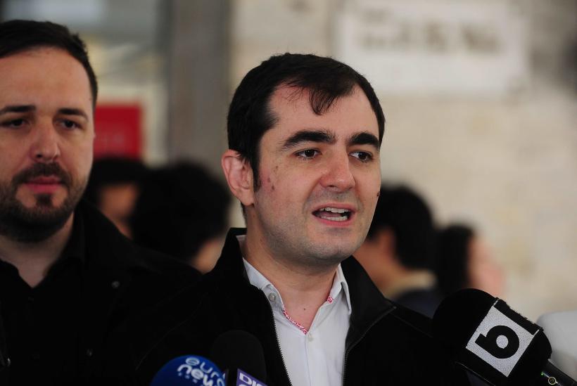 Năsui: Majorările de taxe nu vor rezolva mare lucru. Tăierile nu trebuie făcute otova