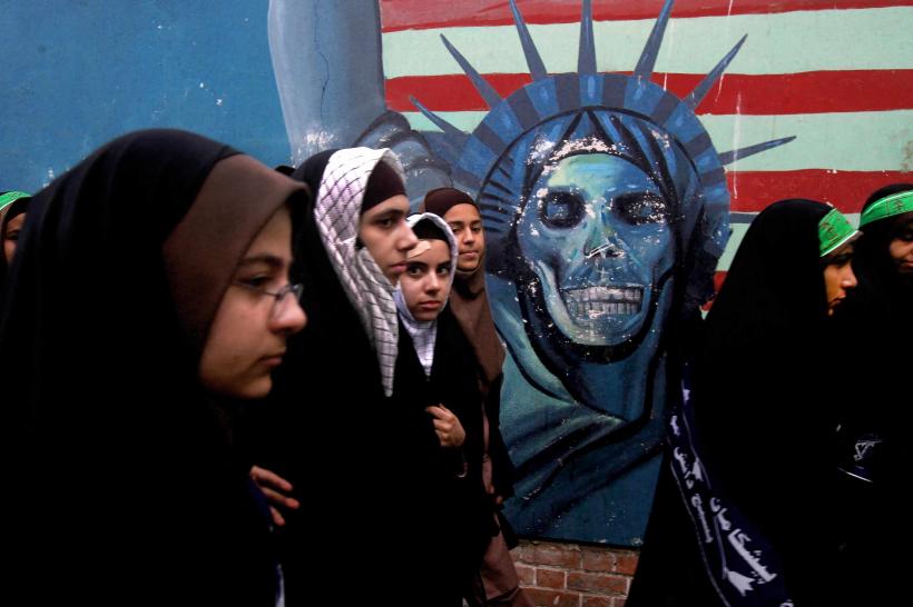 Imperiu fisurat. Cum se clatină regimul ayatollahului Khamenei