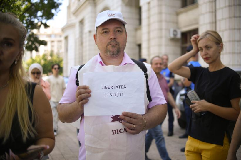 Sindicatele dau ultimatum Guvernului: România, blocată prin grevă, de săptămâna viitoare 18961128