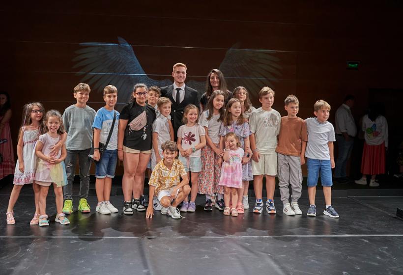 Nicio pastilă magică, primul spectacol cu actori cu dizabilități motorii în distribuție, va fi transmis live pe 10 iulie