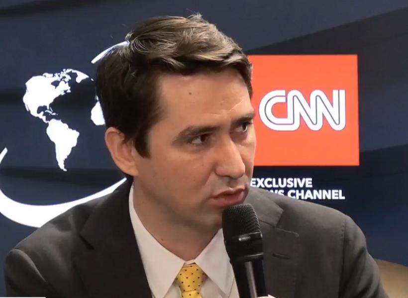 Noul cod fiscal, imbold sau frână pentru investiții? Conferința națională RO 3.0: „UPGRADE Romania. Investiții și dezvoltare economică. Marile proiecte care mișcă Romania” 18961949