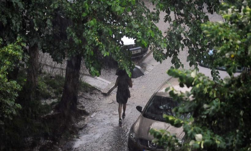 Alertă meteo imediată. Ploi torențiale, furtună și grindină. Iată lista localităților afectate de fenomene extreme