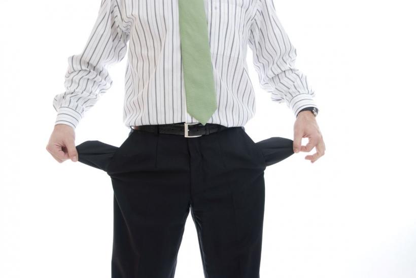 Zile negre pentru români. Creșteri continue de taxe și impozite Analiști: &quot;Ceva nu funcţionează aici&quot;