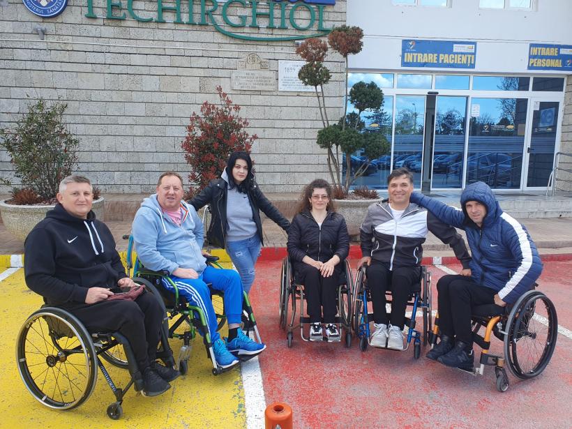 Persoanele cu dizabilități, cele bolnave și vulnerabile, ajutor nesperat din partea unei asociații și a Nuclearelectrica 18961636