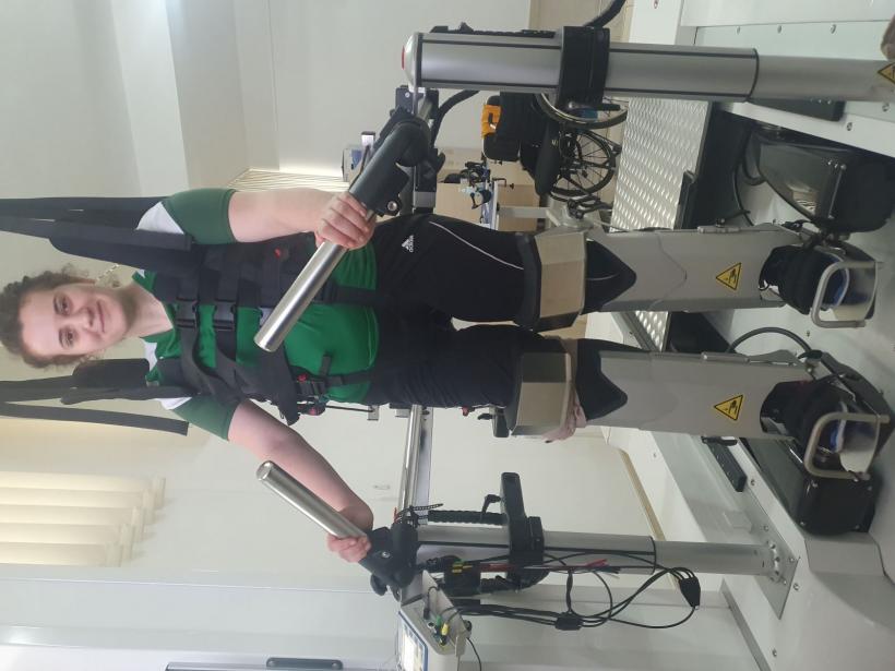 Persoanele cu dizabilități, cele bolnave și vulnerabile, ajutor nesperat din partea unei asociații și a Nuclearelectrica 18961641