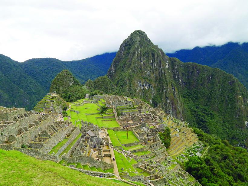 Peste Ocean, în America Latină 18962398