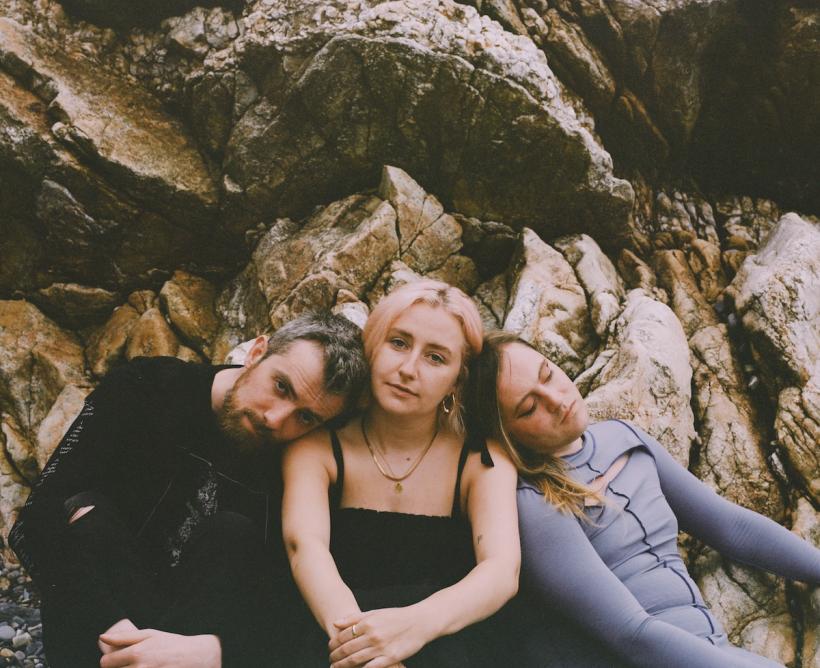 Un festival cu rădăcini în comunitate, între dealurile Transilvaniei -  programul pe zile de la Holzstock Indie Festival, ediția a XI-a 18961971