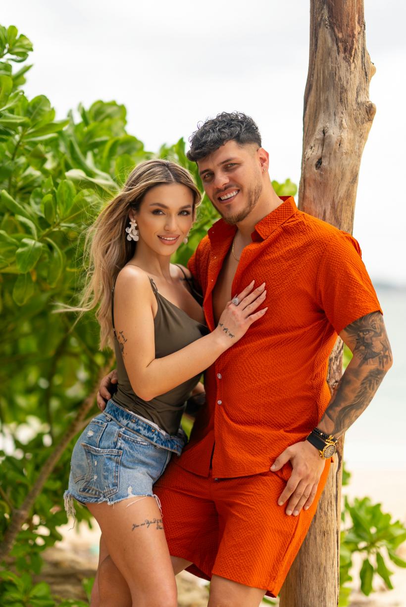 Ella și Andrei completează lista cuplurilor participate în sezonul 9, Insula Iubirii!  Din 21 iulie, show-ul începe la Antena 1 și pe AntenaPLAY!