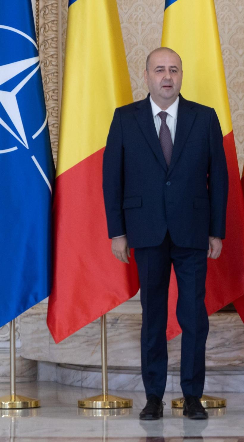 Controversatele numiri la CCR au devenit, de ieri, oficiale. Curtea Constituțională are o nouă componență și o nouă șefă 18962767