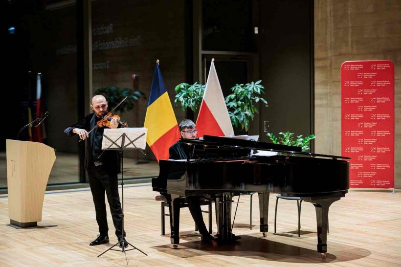 La un an de la inaugurare, Sezonul românesc în Polonia oferă o vizibilitate fără precedent culturii române 18963041