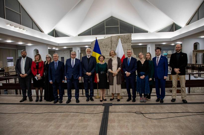 La un an de la inaugurare, Sezonul românesc în Polonia oferă o vizibilitate fără precedent culturii române 18963042