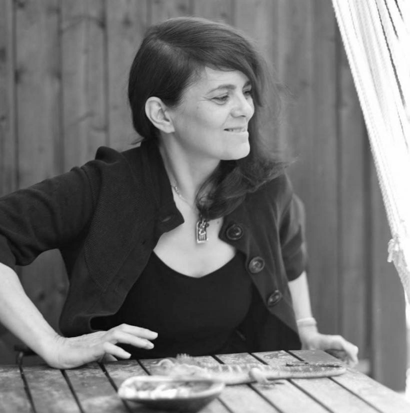 Șuetă cu poeta Svetlana Cârstean: „Am exersat cum să iubesc mereu pe altcineva decât pe mine însămi” 18963065