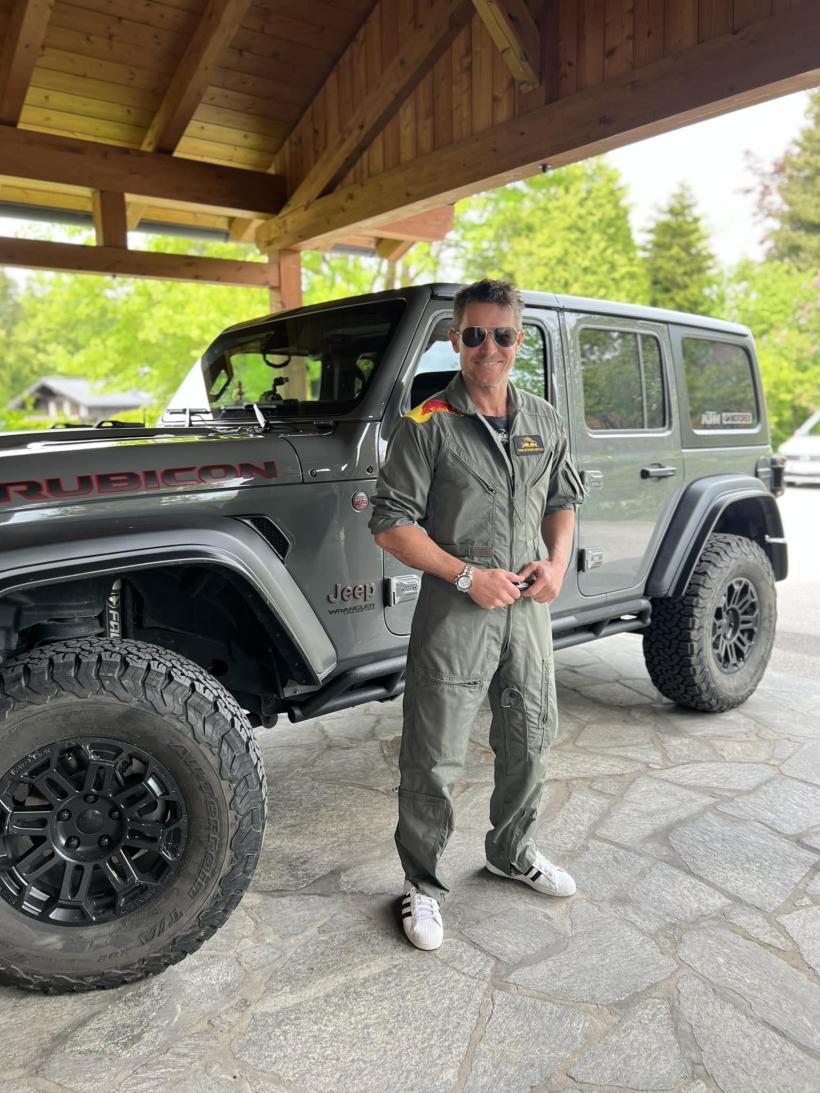 Veste ȘOC: A murit Felix Baumgartner, legendarul parașutist și partenerul Mihaelei Rădulescu 18963428