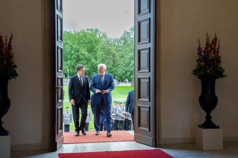 Nicușor Dan, mesaj pentru diaspora din Germania: „Sunteți parte a statului român” 18963577