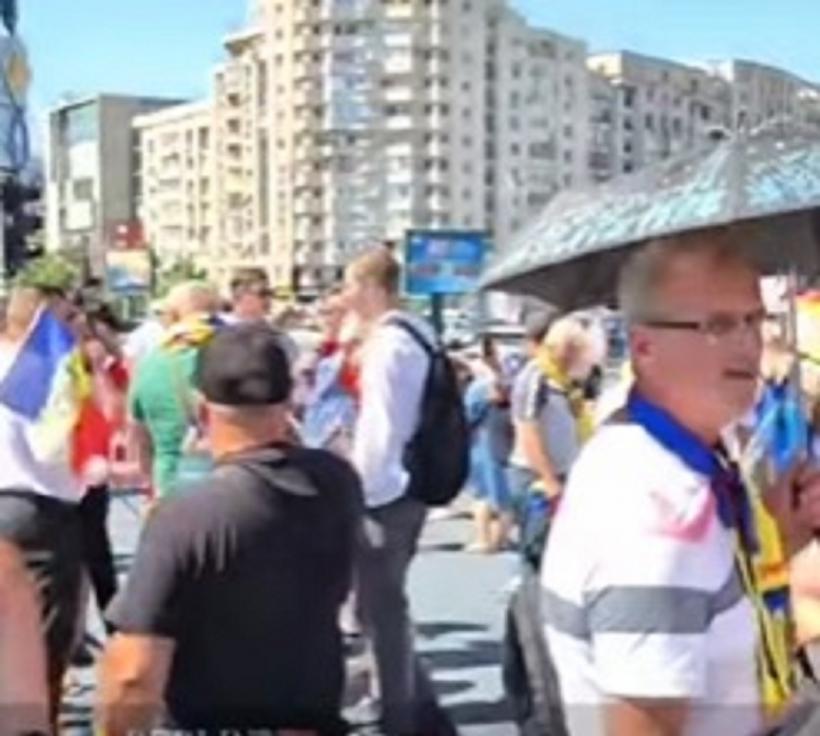 Jandarmi agresați în timpul protestelor din Piața Victoriei 18963691