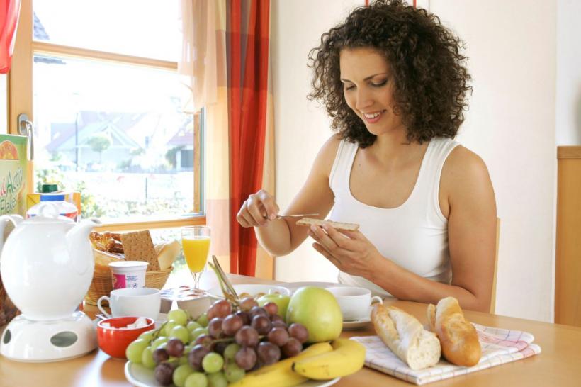 Poftă de dulce? Iată 7 idei de gustări care nu îți sabotează dieta