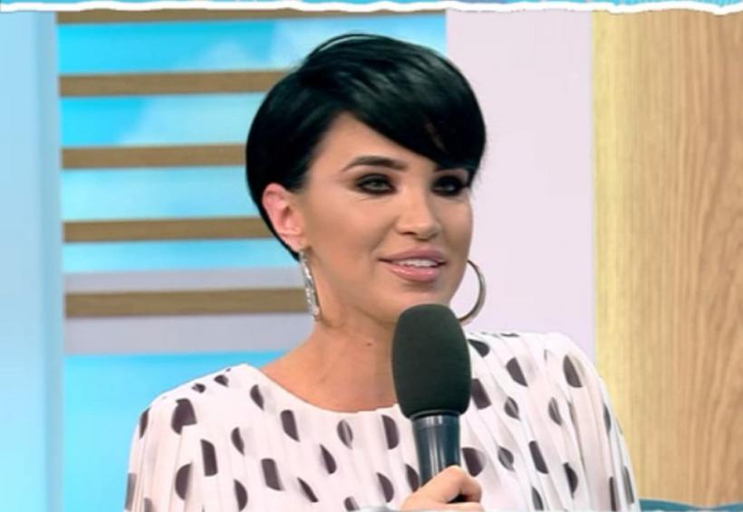 Adelina Petrițu a rămas fără permis pentru că trecut pe culoarea roșie a semaforului