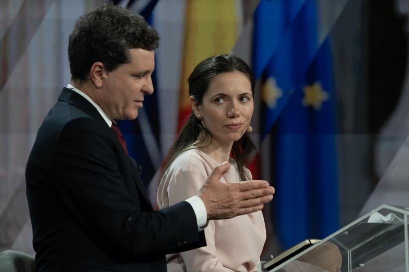 Prima vizită oficială a președintelui Nicușor Dan împreună cu Mirabela și cu copiii