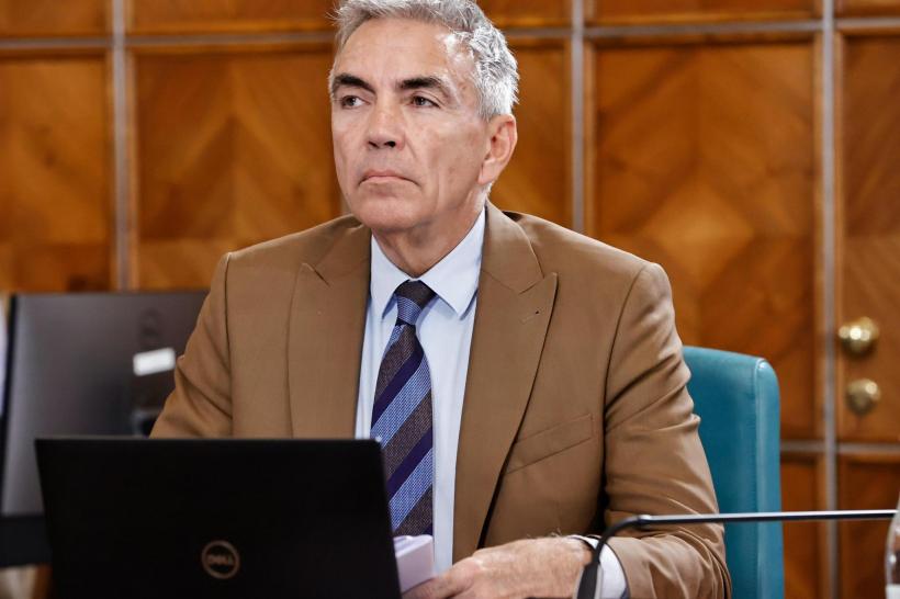 Vicepremierul Dragoș Anastasiu, implicat într-un dosar de mită confirmat de instanță