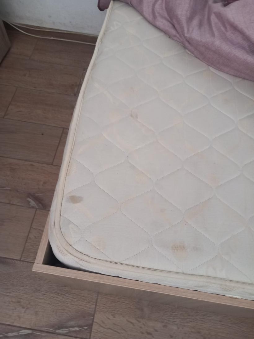 Produse expirate, păstrate necorespunzător, lenjerii degradate, găsite de ANPC pe Litoral 18964540