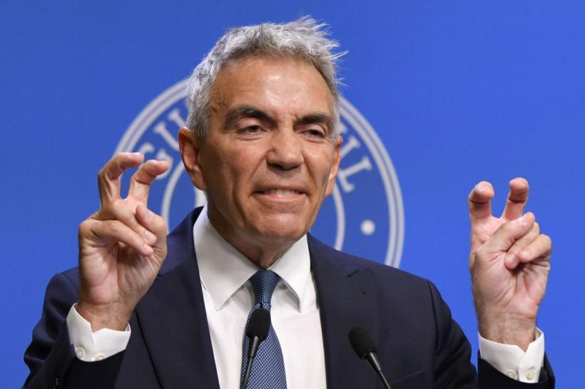 Anastasiu, răpus de „Șpaga de supraviețuire”. Executivul Bolojan, lăsat fără al cincilea vicepremier 18964638