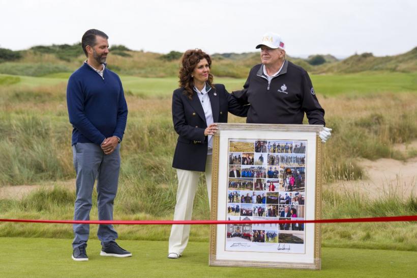 Trump a inaugurat cel mai nou teren de golf de lux al familiei sale în Scoția 18964947