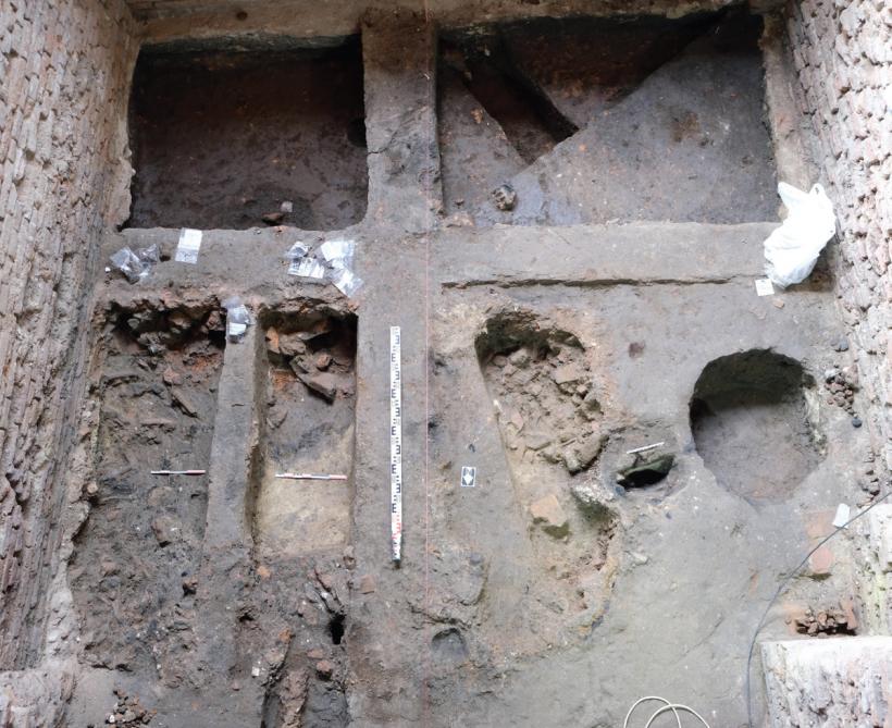 Secrete (dezvăluite) din Bucureștiul străvechi. ​​​​​​​Vorbe grele cu istoricul Adrian Majuru: „României îi lipsește o «hartă a viitorului»!” 18964935