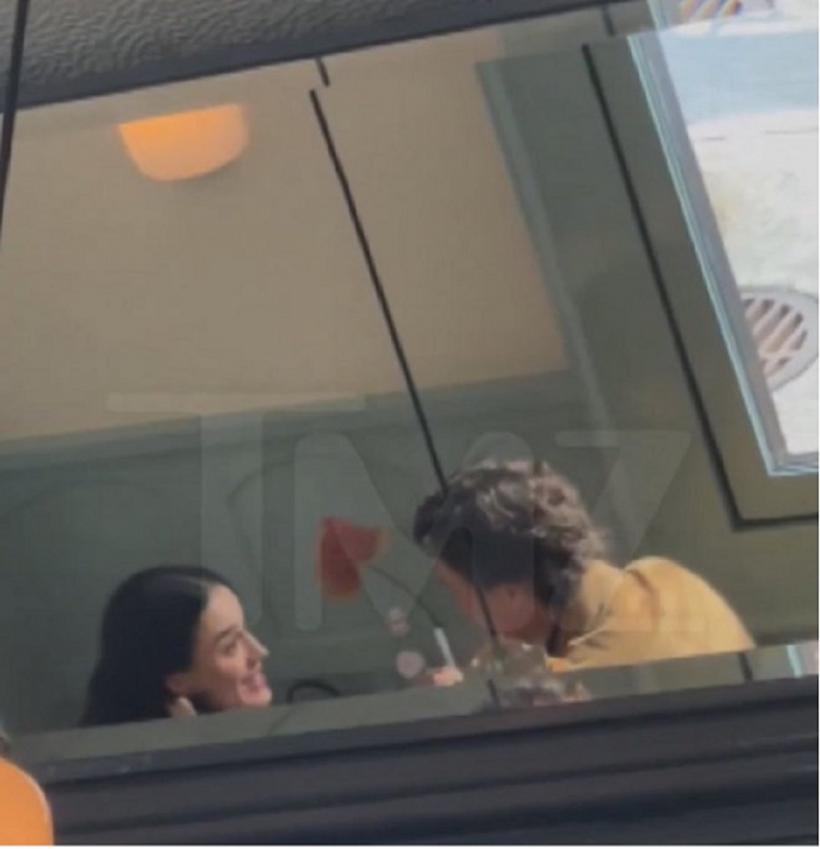 Fostul prim-ministru canadian Justin Trudeau, surprins la cină cu cântăreața Katy Perry, la Montreal 18965032