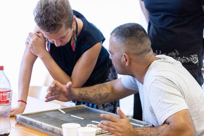 OUT OF THE BOX II – Vocea din spatele zidurilor: artă, reflecție și o a doua șansă 18965067