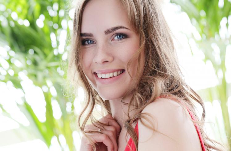 5 zodii vedetă ale lunii august 2025. Vor fi favorizate în dragoste, finanțe și carieră