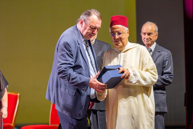 Concert Extraordinar la Opera Națională București dedicat Zilei Naționale a Regatului Maroc (Sărbătoarea Tronului). Premieră: Orchestra arabo-andaluză din Fez a cucerit capitala României într-un spectacol istoric 18965473