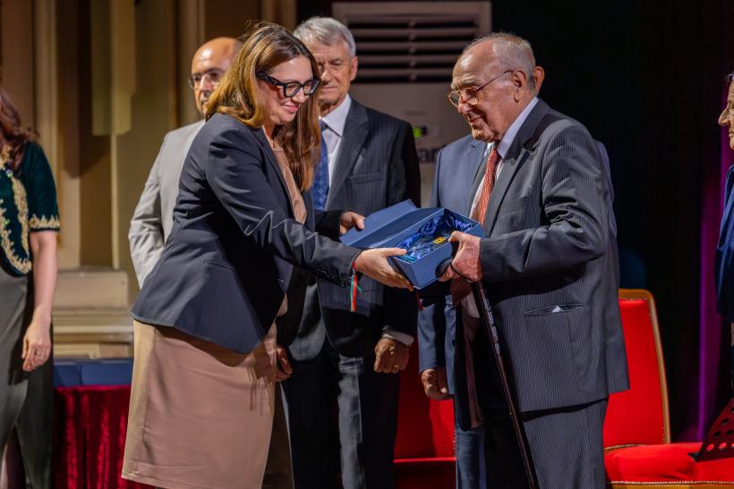 Concert Extraordinar la Opera Națională București dedicat Zilei Naționale a Regatului Maroc (Sărbătoarea Tronului). Premieră: Orchestra arabo-andaluză din Fez a cucerit capitala României într-un spectacol istoric 18965474