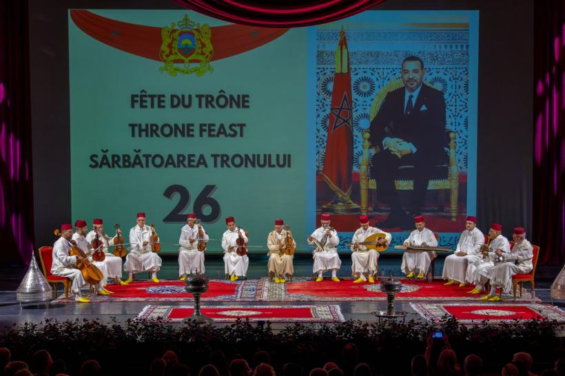 Concert Extraordinar la Opera Națională București dedicat Zilei Naționale a Regatului Maroc (Sărbătoarea Tronului). Premieră: Orchestra arabo-andaluză din Fez a cucerit capitala României într-un spectacol istoric 18965475