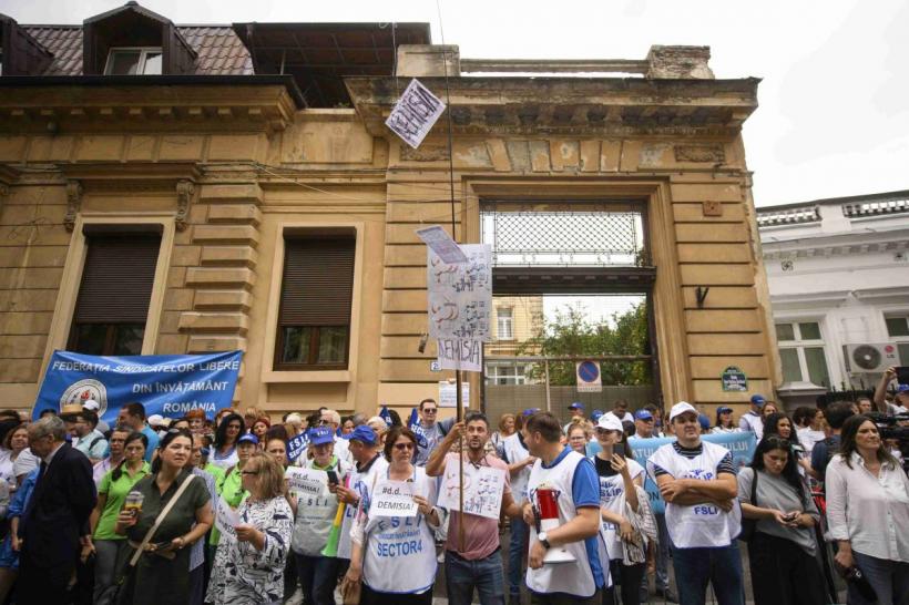 Profesorii ar putea protesta în timpul Bacalaureatului „de toamnă” 18965645
