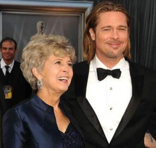 Brad Pitt, în doliu. Starul este împietrit de durere 18966289