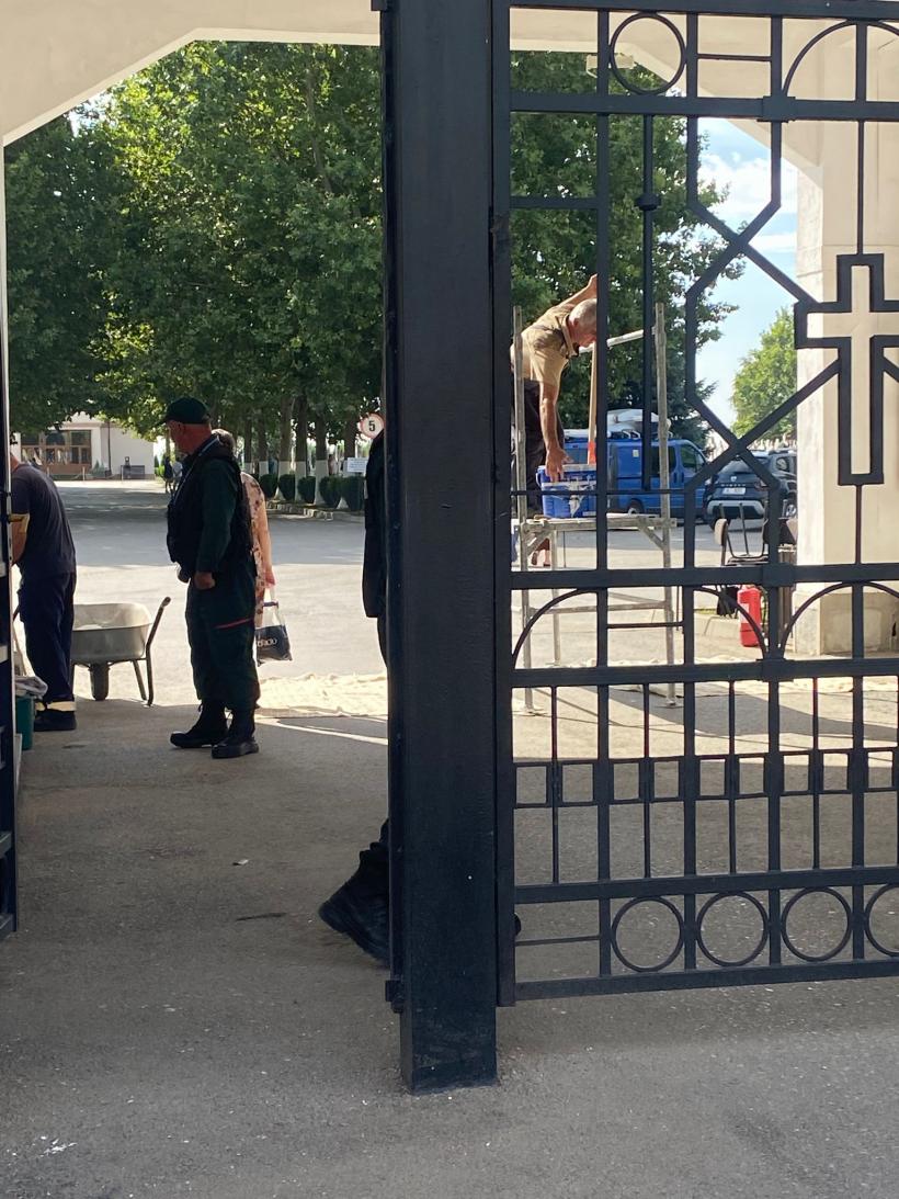 Cimitirul Militar Ghencea III, în pregătiri pentru adio. Ion Iliescu va fi înmormântat joi