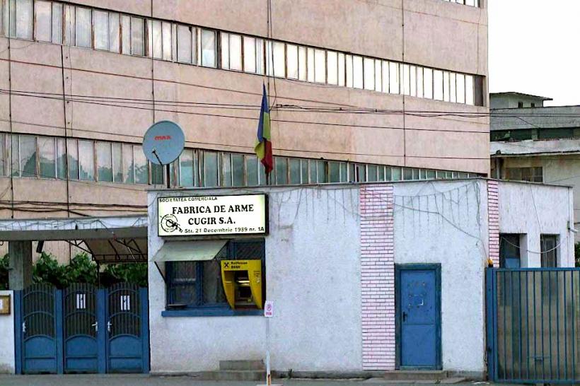 Sindicaliștii și ministrul Economiei scapă de conducerea Fabricii de Arme Cugir