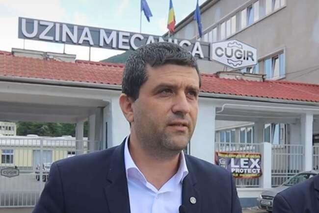 Sindicaliștii și ministrul Economiei scapă de conducerea Fabricii de Arme Cugir 18966022