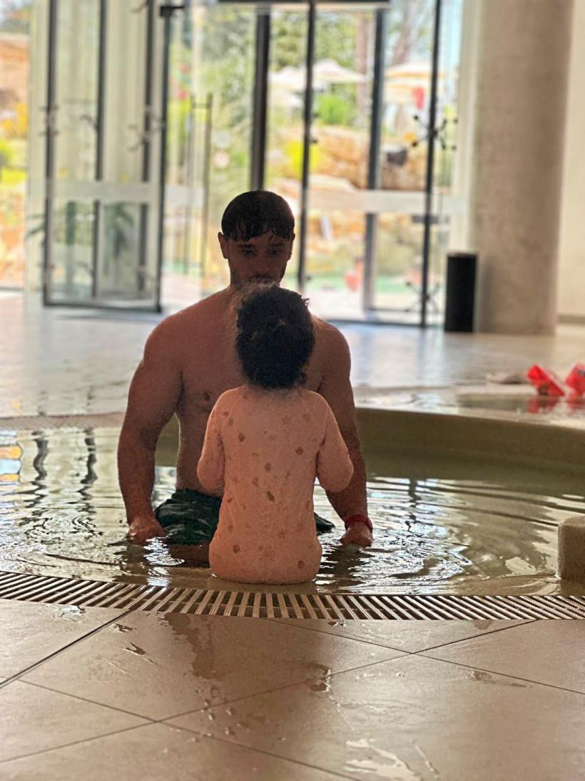 Dima Trofim, actorul din Iubire cu parfum de lavandă, vacanță în familie și dor de echipă: „Mi-a lipsit tot ce ține de platou” 18966330